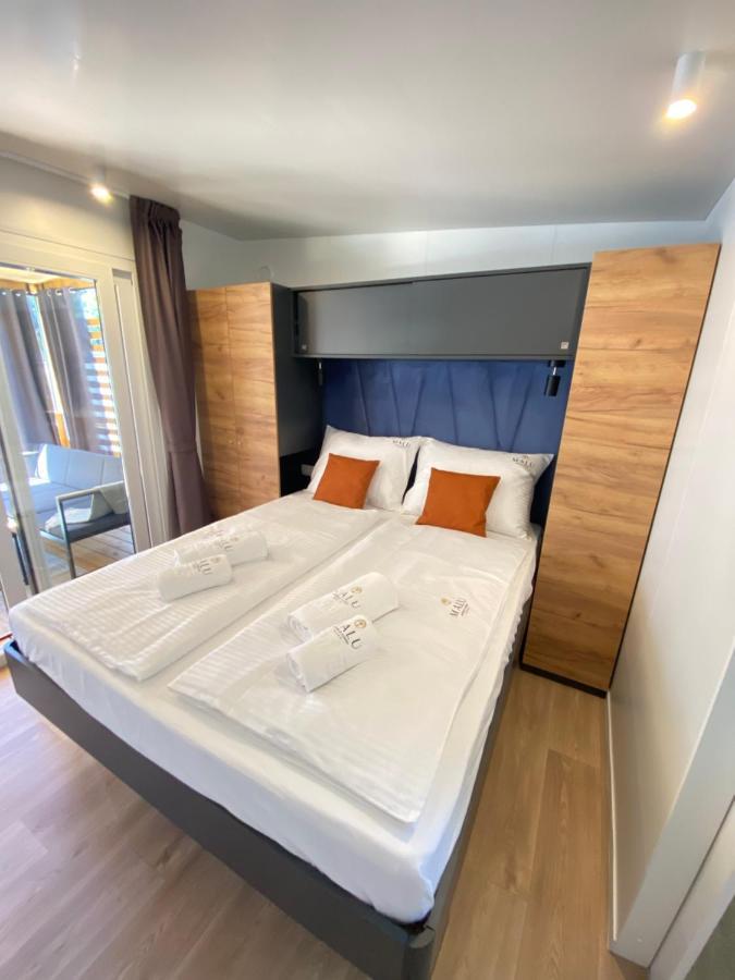 Mobile Homes Malu Biograd Na Moru Buitenkant foto
