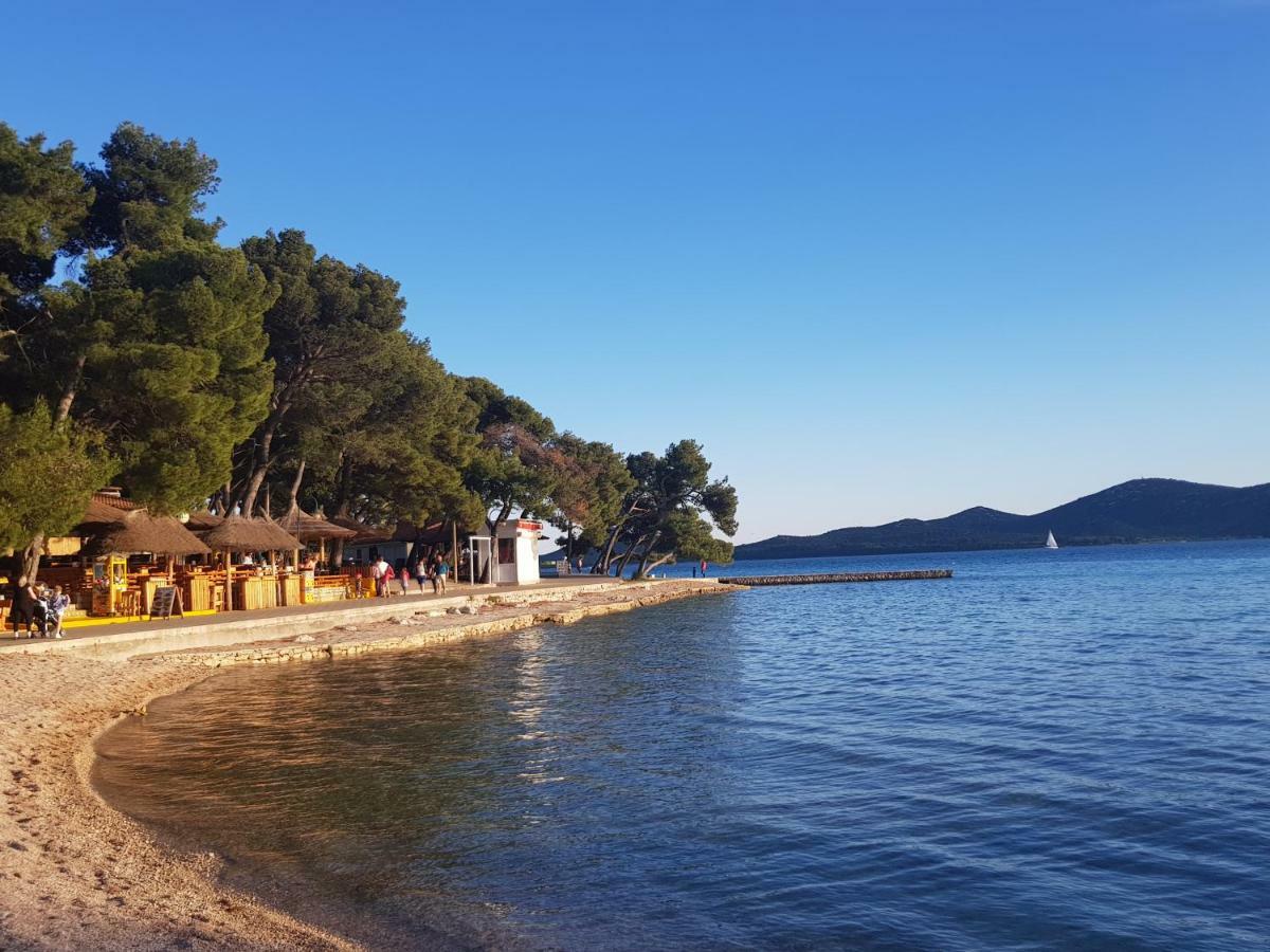Mobile Homes Malu Biograd Na Moru Buitenkant foto
